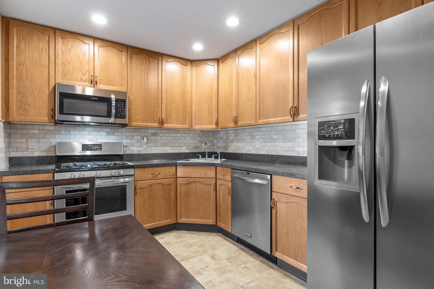 78 Ashley Drive photo 5