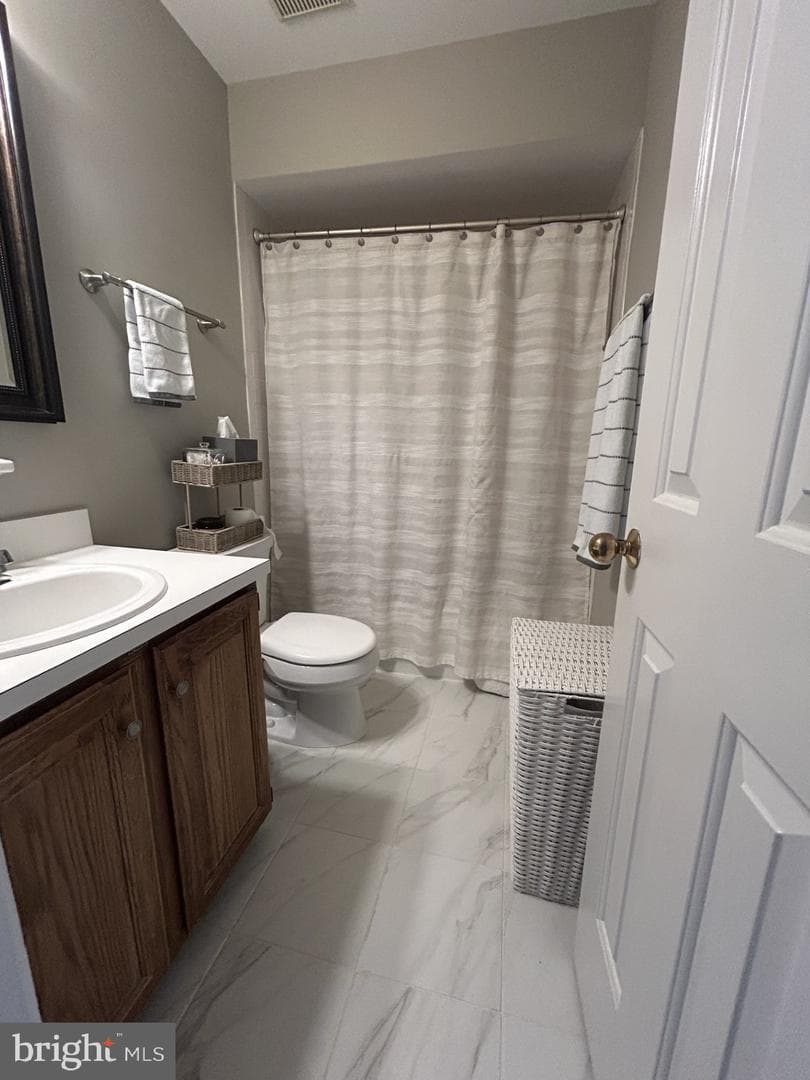 315 Rowantree Circle photo 8