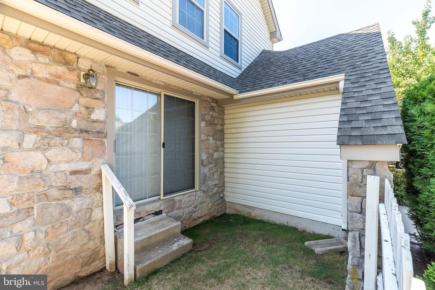 106 Larkspur Court photo 5