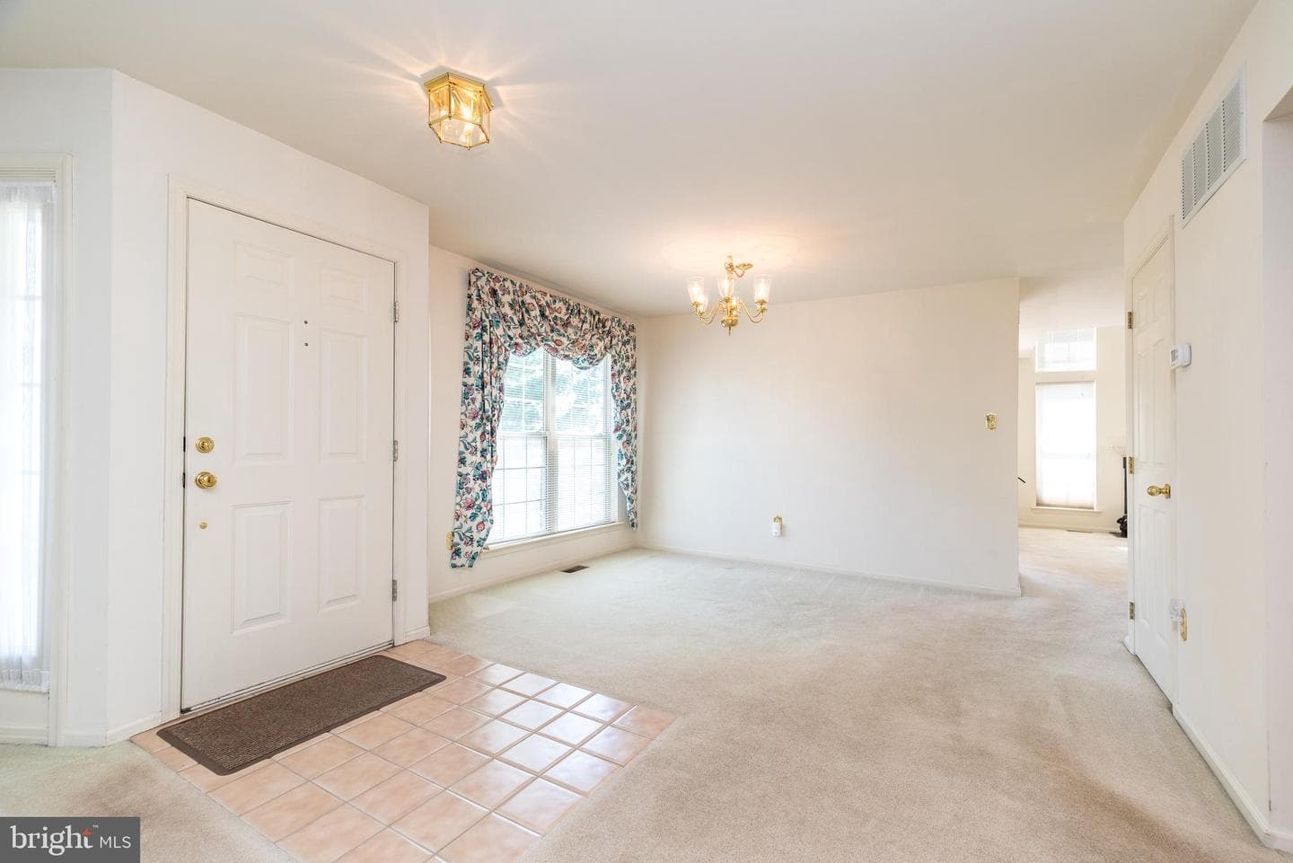 106 Larkspur Court photo 7