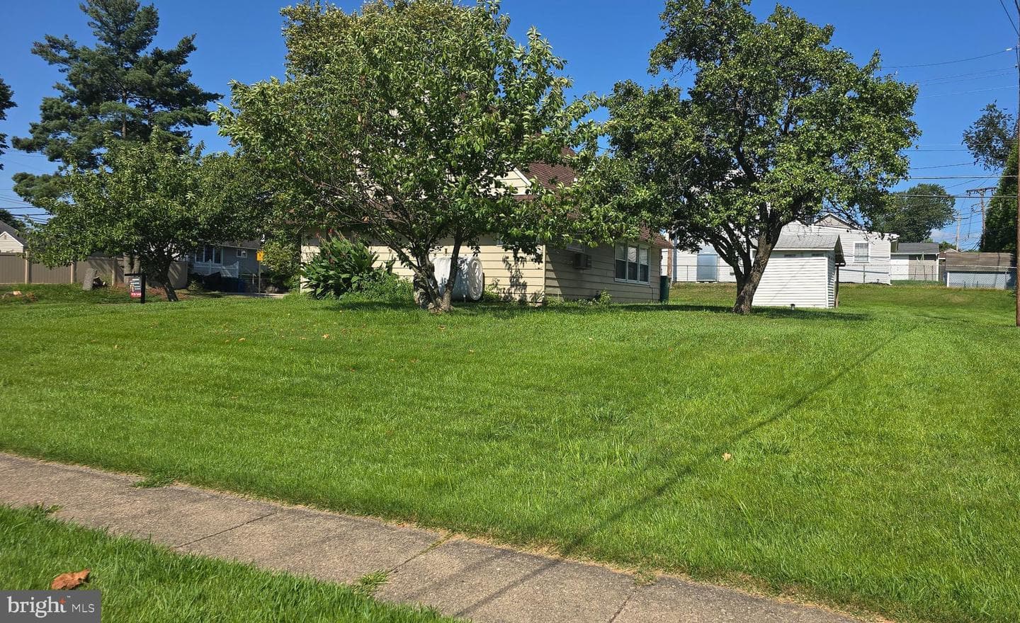 2 Aster Lane photo 32