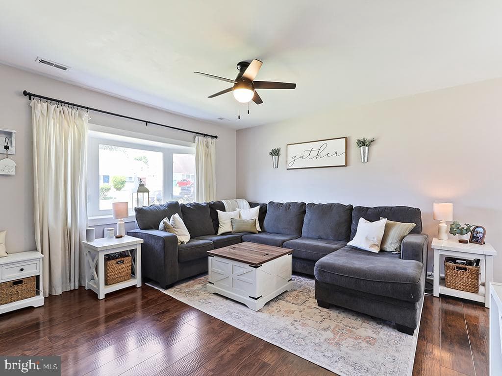 34 Parkside Circle photo 6
