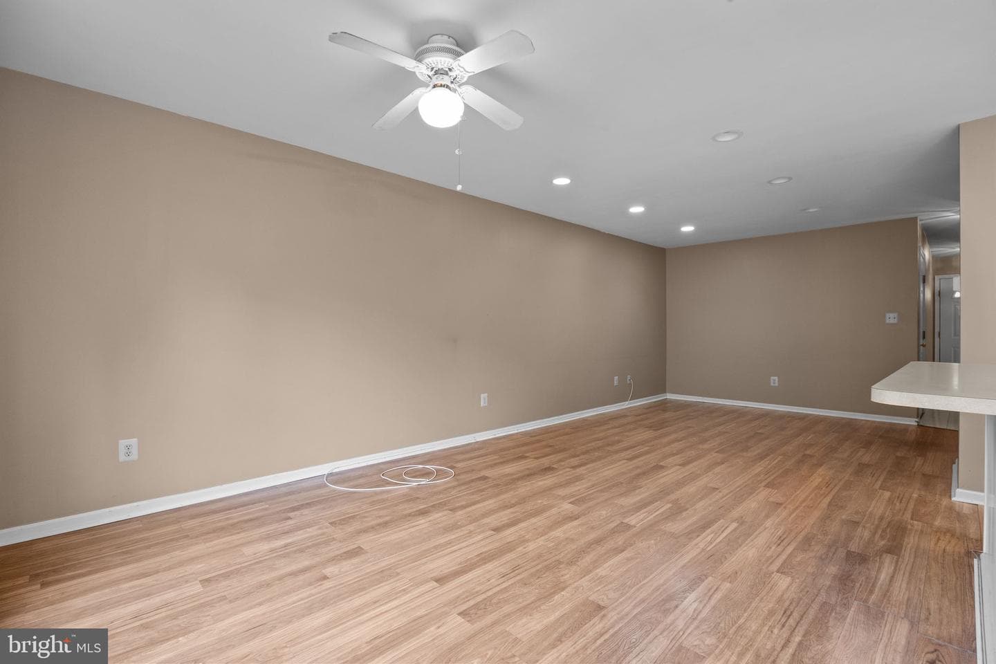 729 Dell Court photo 13