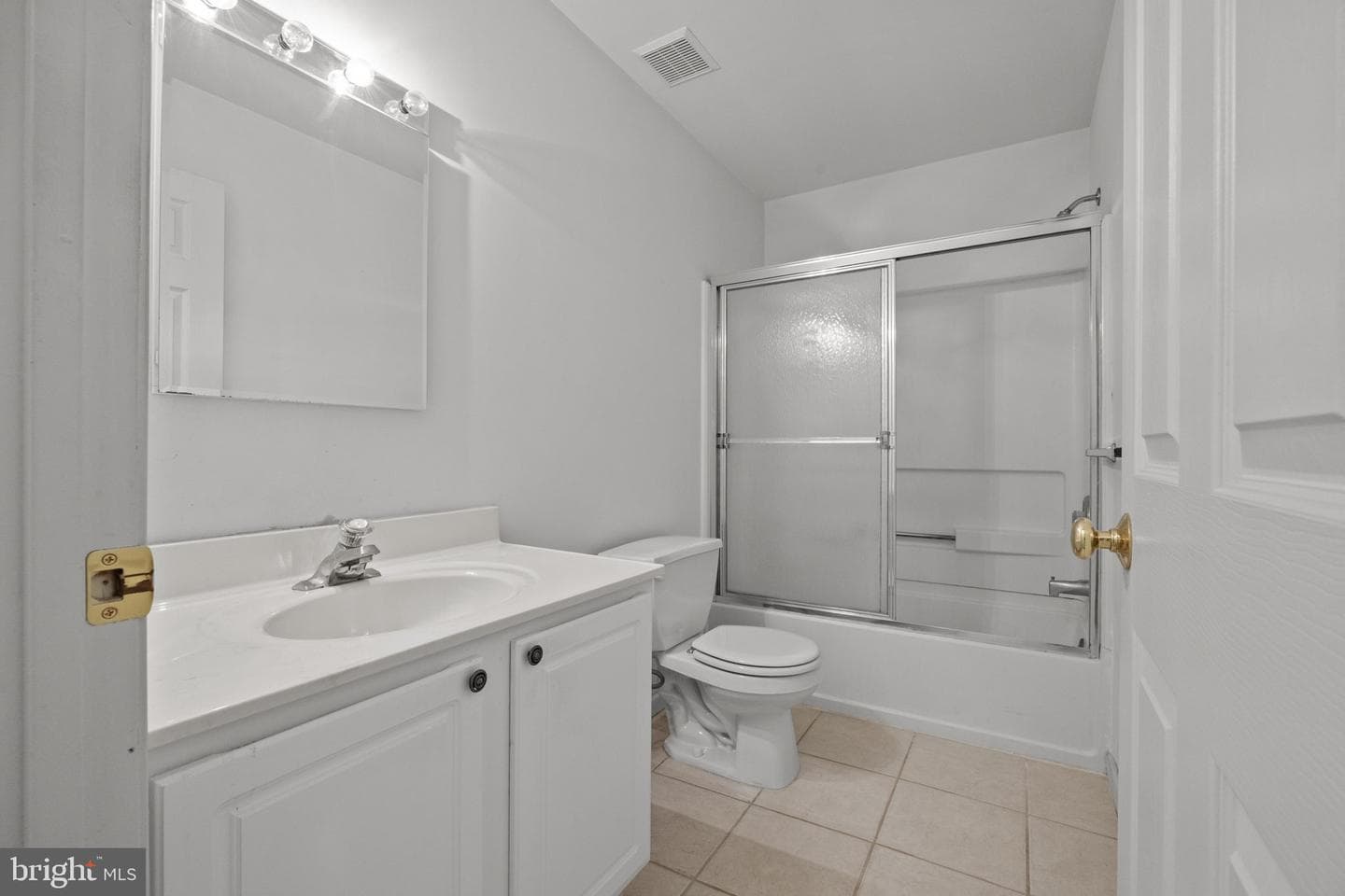729 Dell Court photo 24