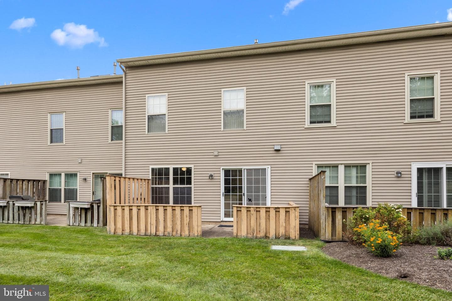 729 Dell Court photo 29