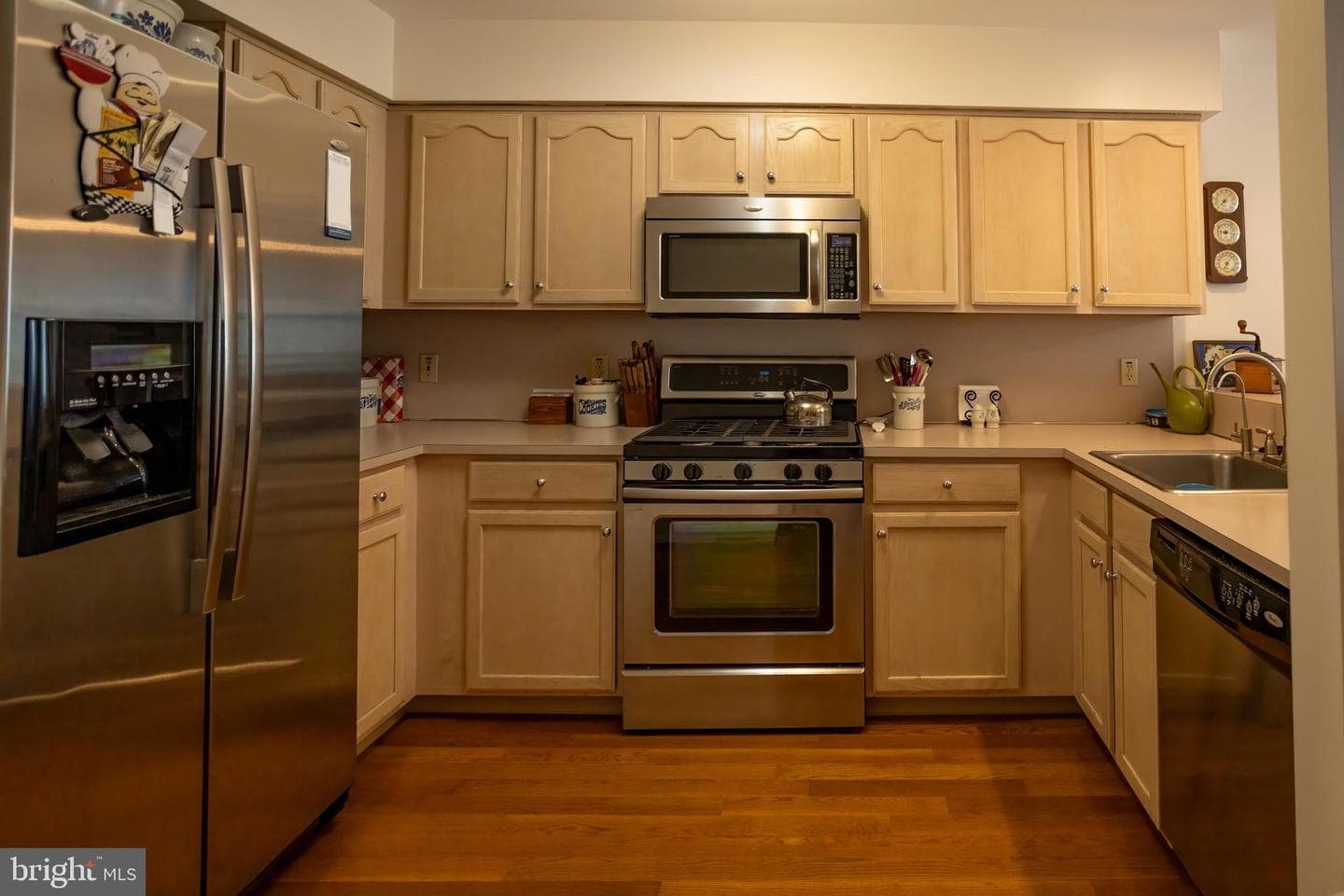512 Campus Drive photo 10