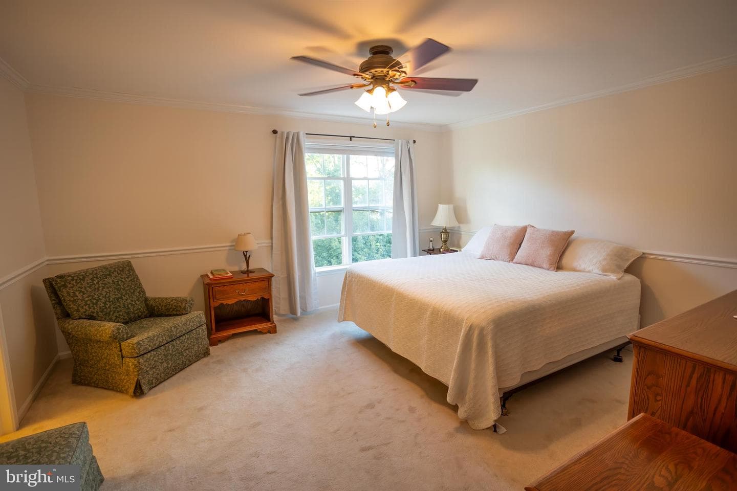 512 Campus Drive photo 13