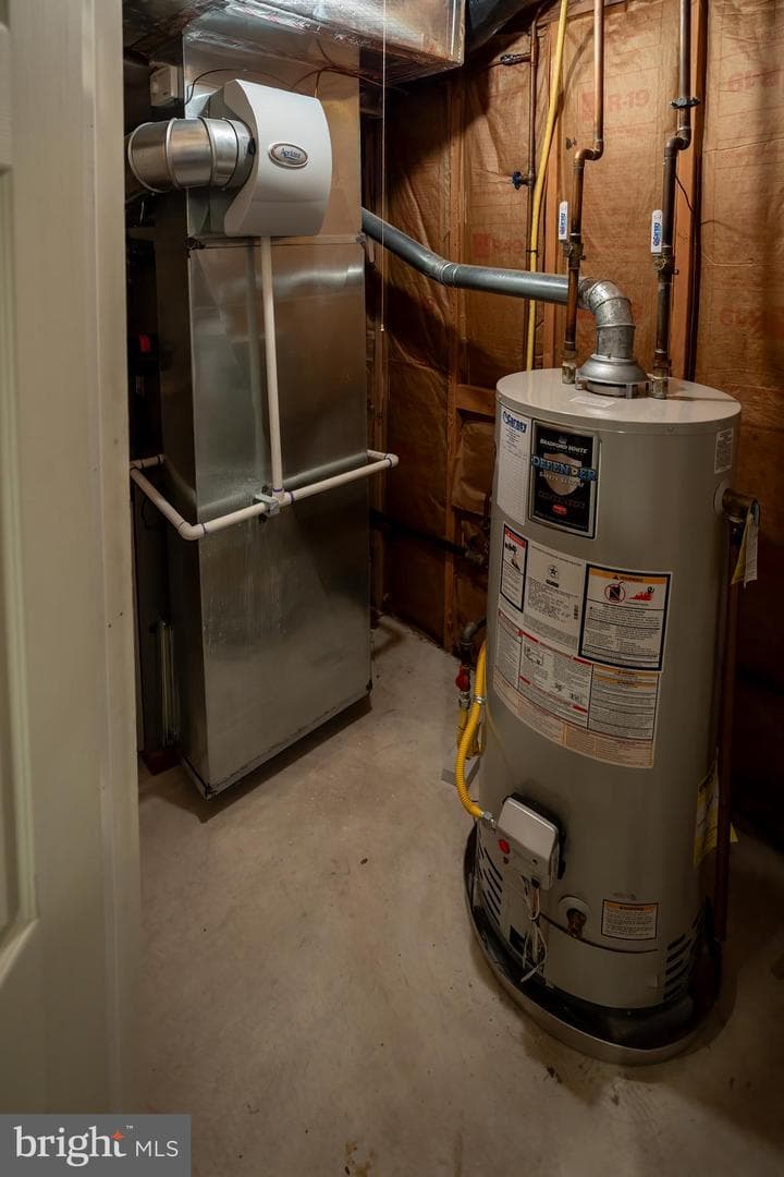 512 Campus Drive photo 25