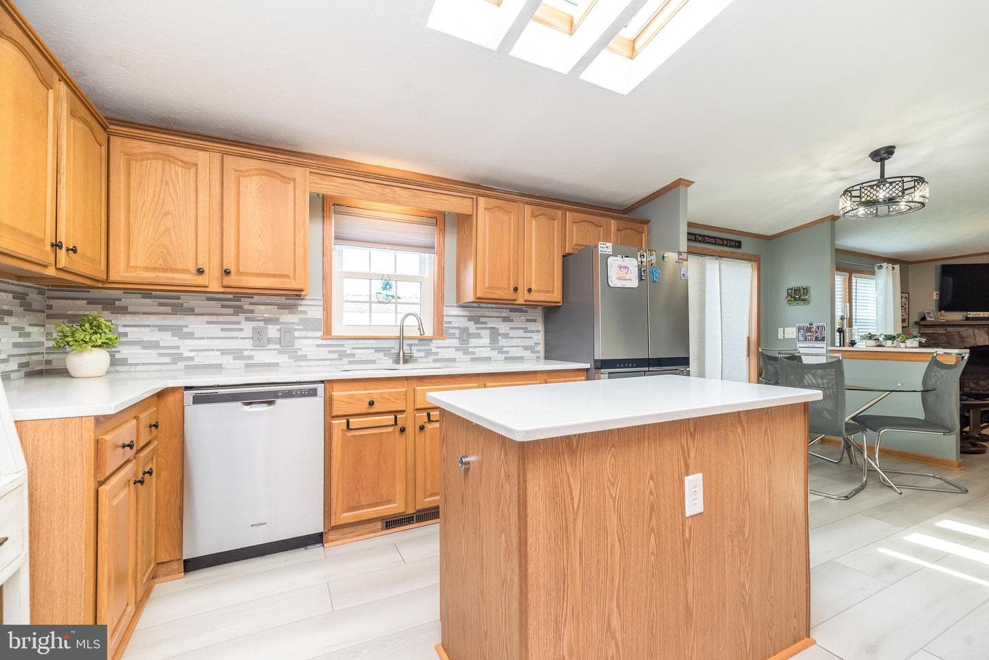 3000 Walnut Lane photo 11