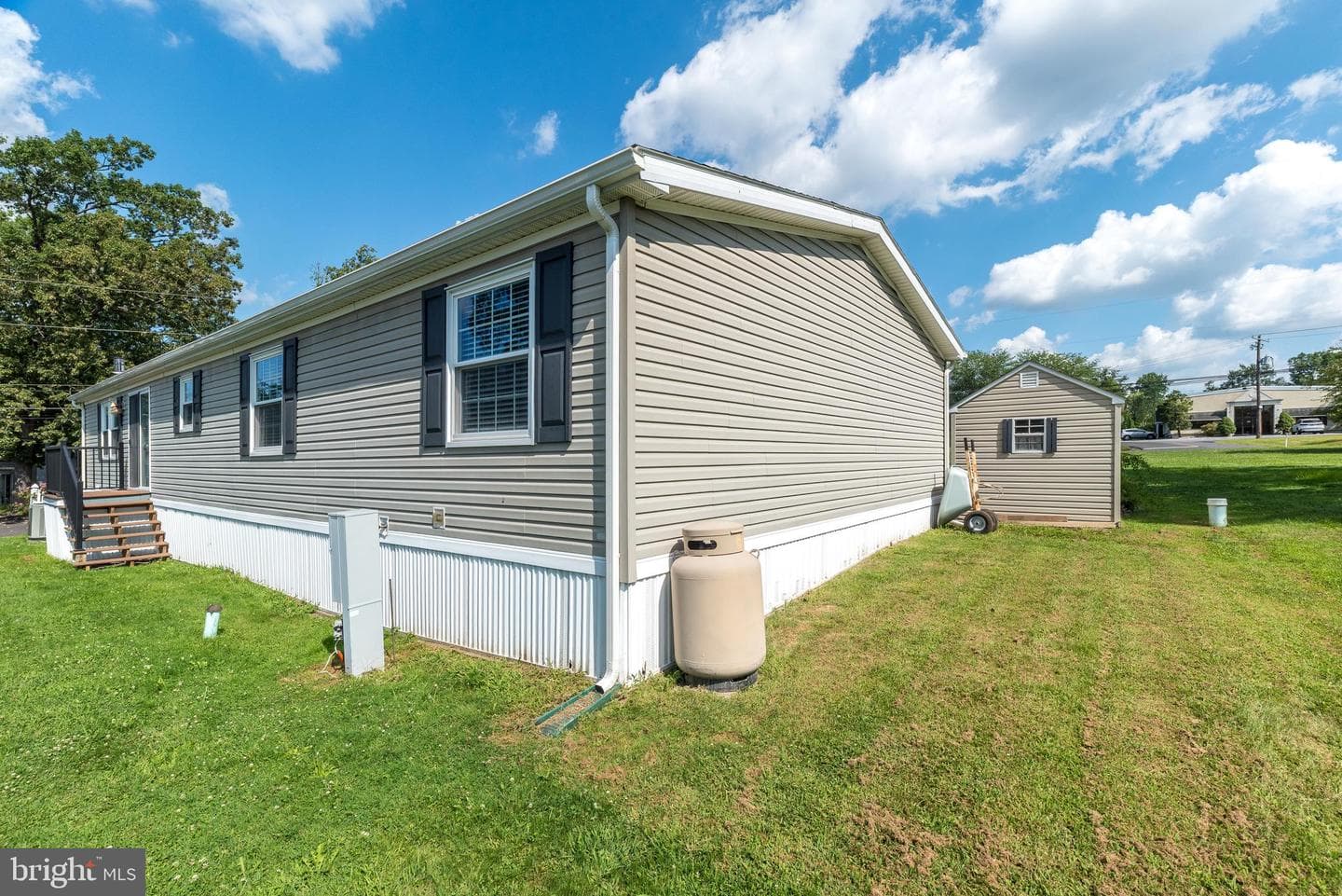 3000 Walnut Lane photo 6