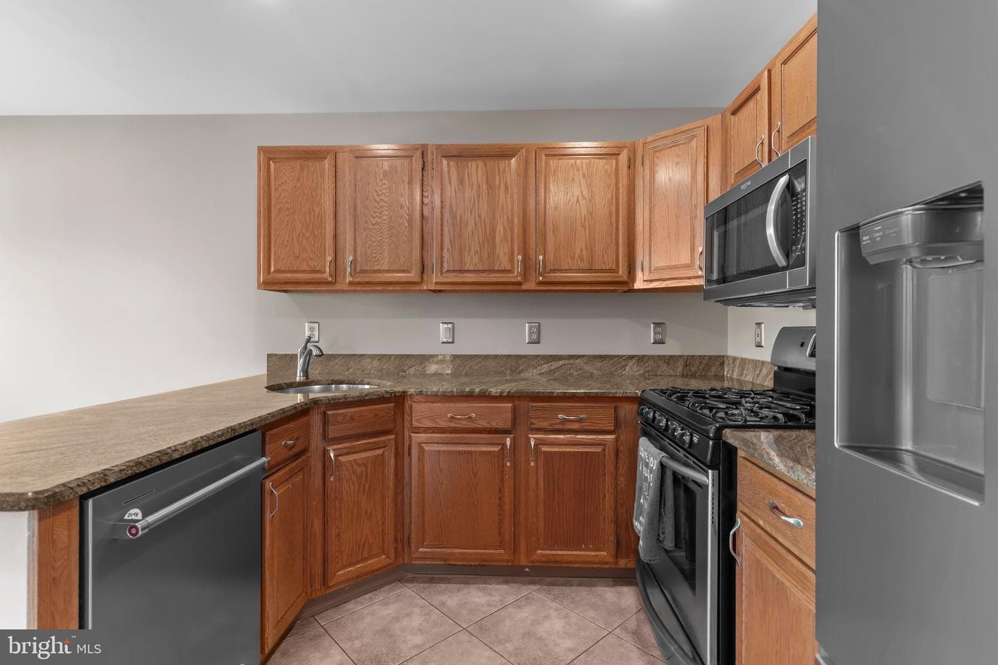 8106 Spruce Mill Drive photo 10