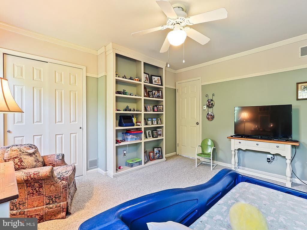 178 Chapel Drive photo 32
