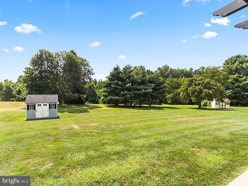 178 Chapel Drive photo 37