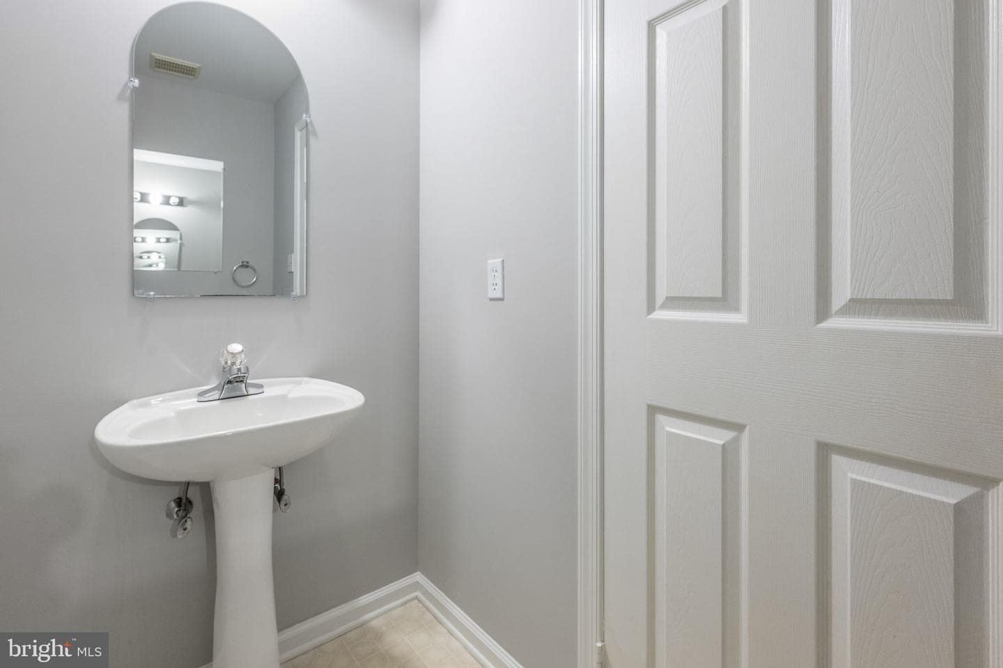 1605 Covington Road photo 14