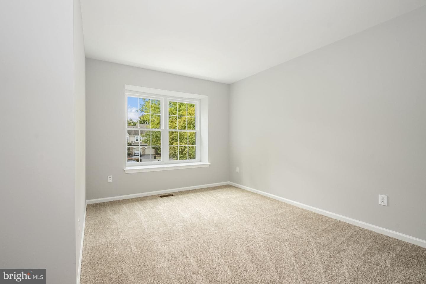1605 Covington Road photo 20