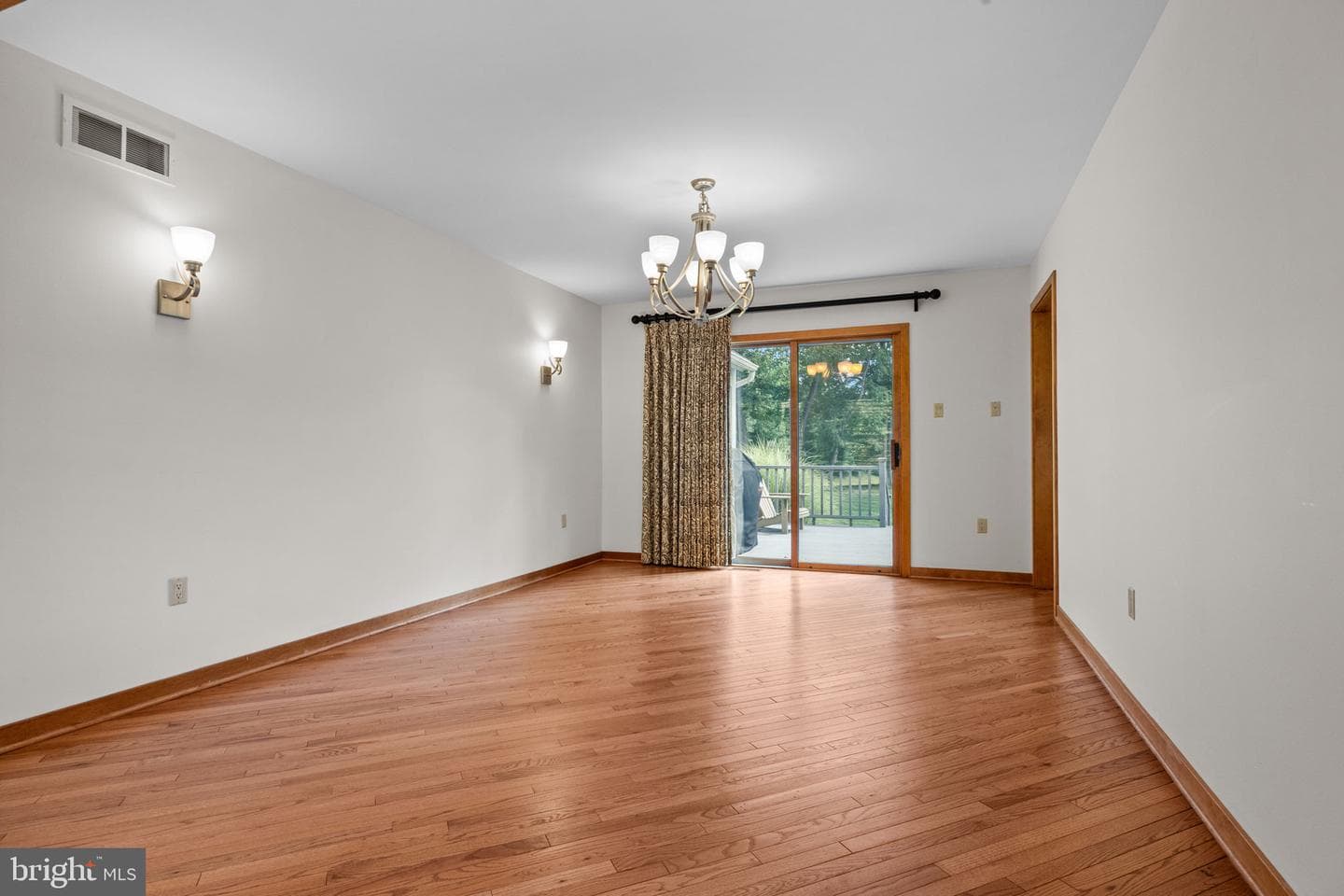 510 Pin Oak Drive photo 23