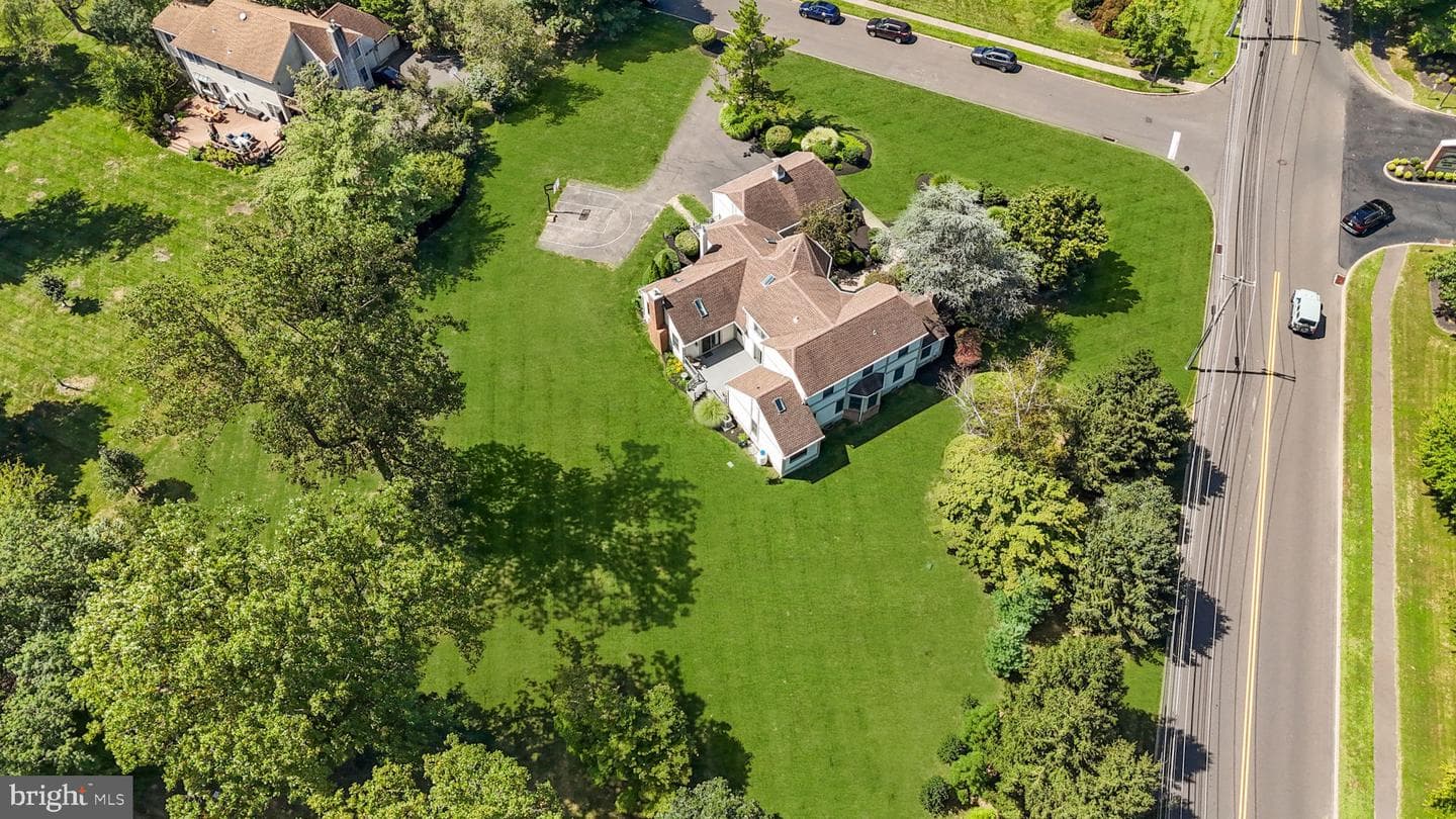 510 Pin Oak Drive photo 60