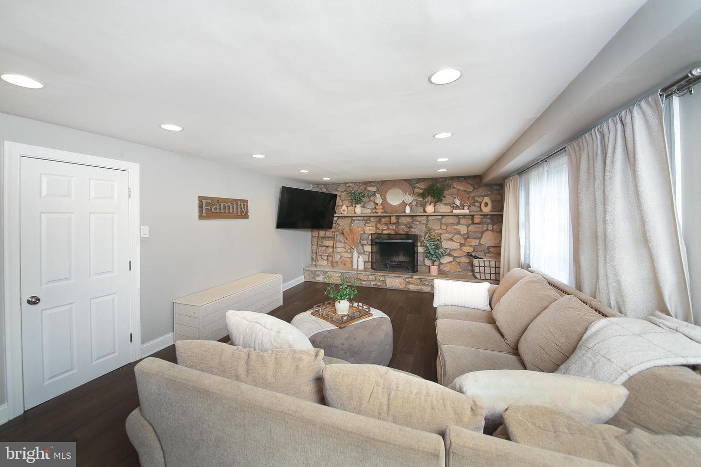 55 Longview Drive photo 12