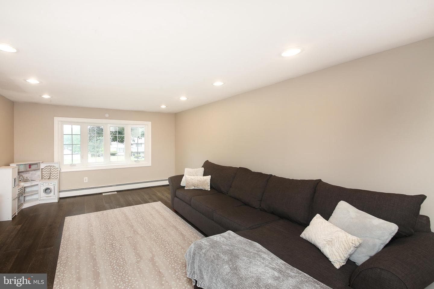 55 Longview Drive photo 6