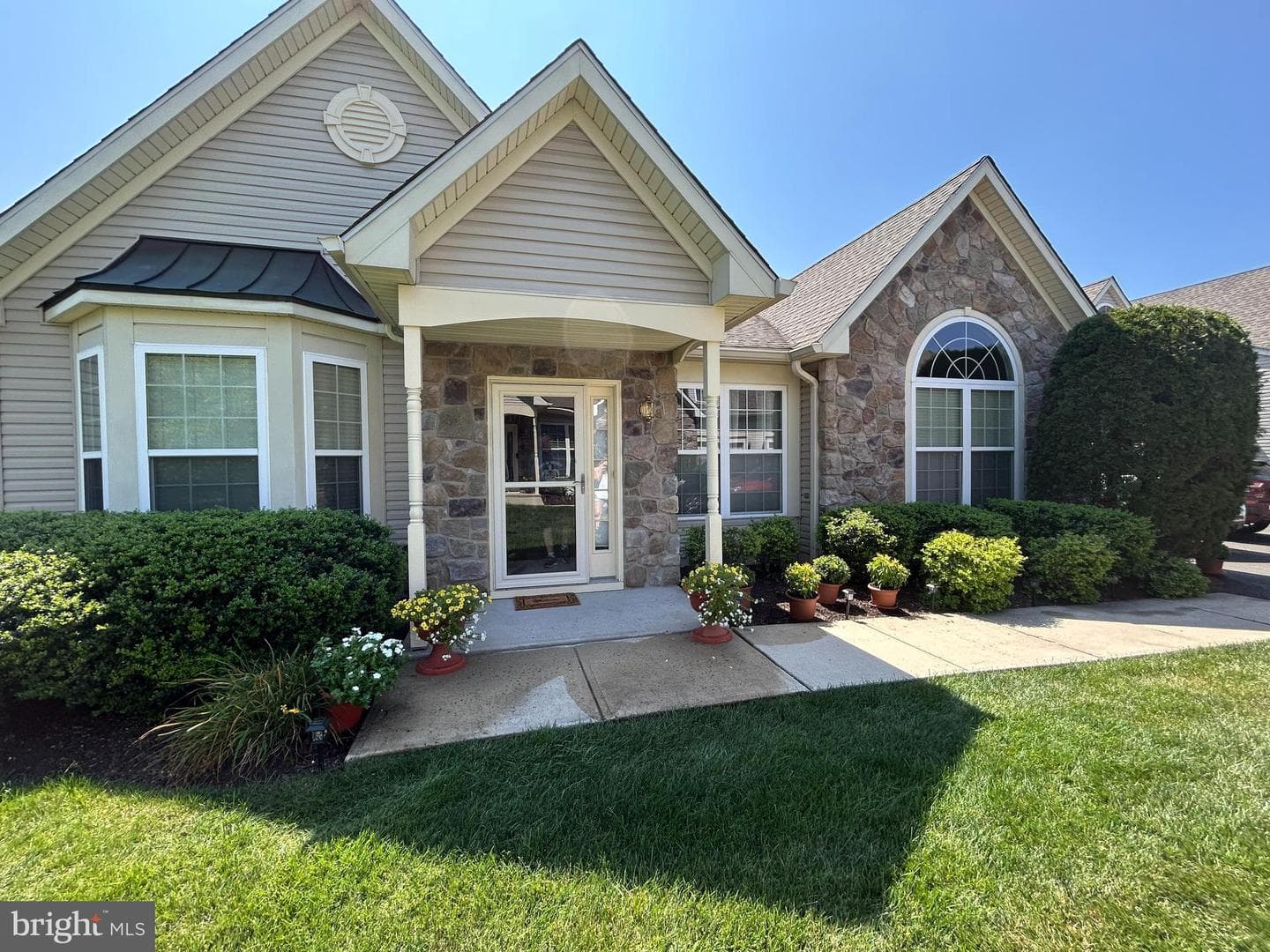 309 Shady Brook Drive photo 1