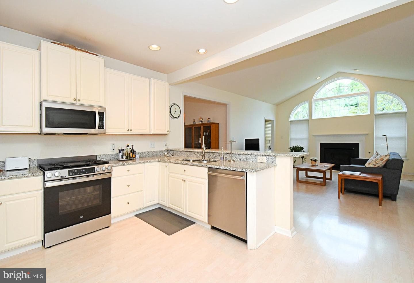 309 Shady Brook Drive photo 24