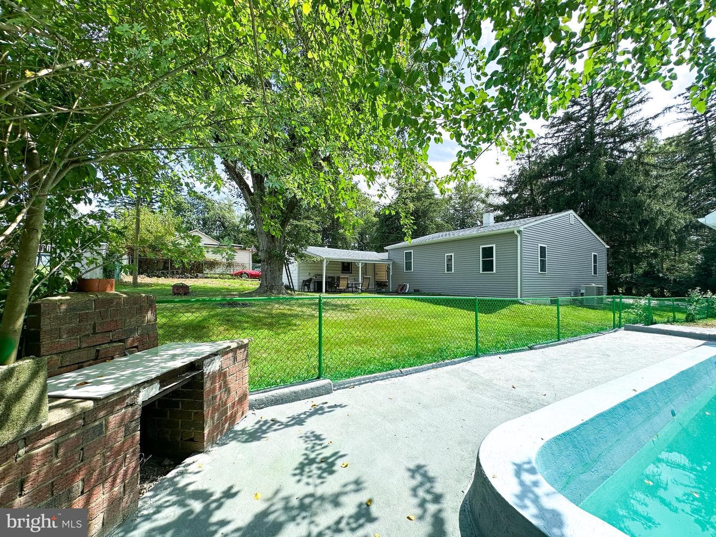 2191 Dunksferry Road photo 6