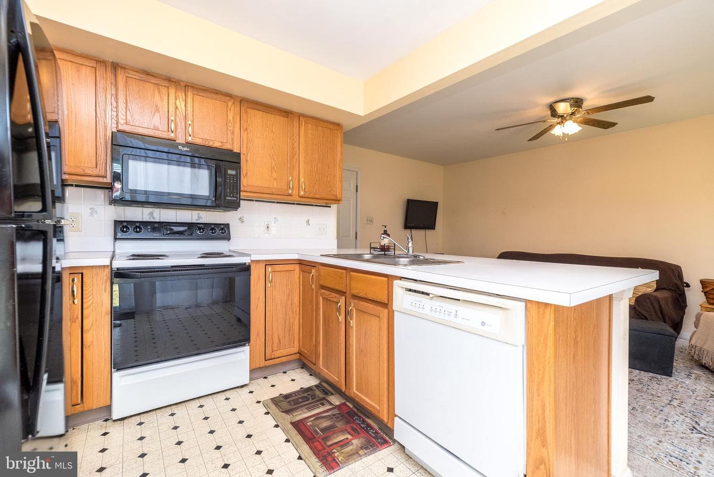 1715 Weidner Court photo 10