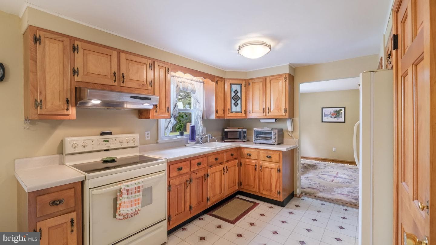 1440 Turk Road photo 10
