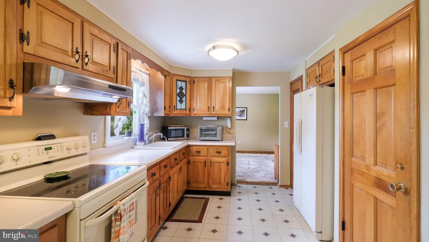 1440 Turk Road photo 11
