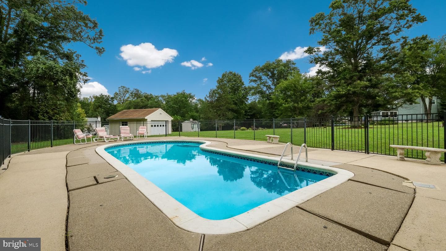1440 Turk Road photo 36