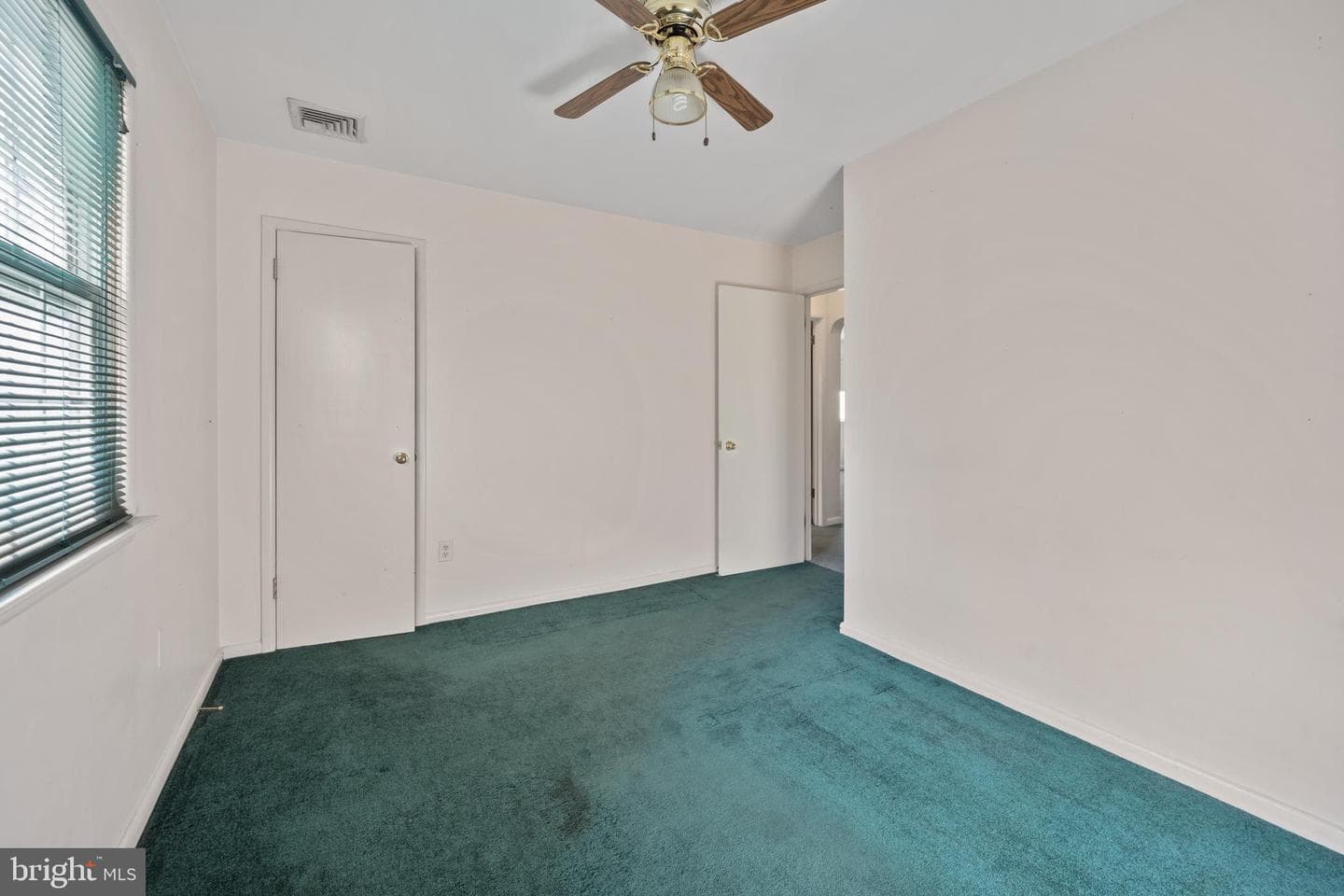 169 Marian Avenue photo 10