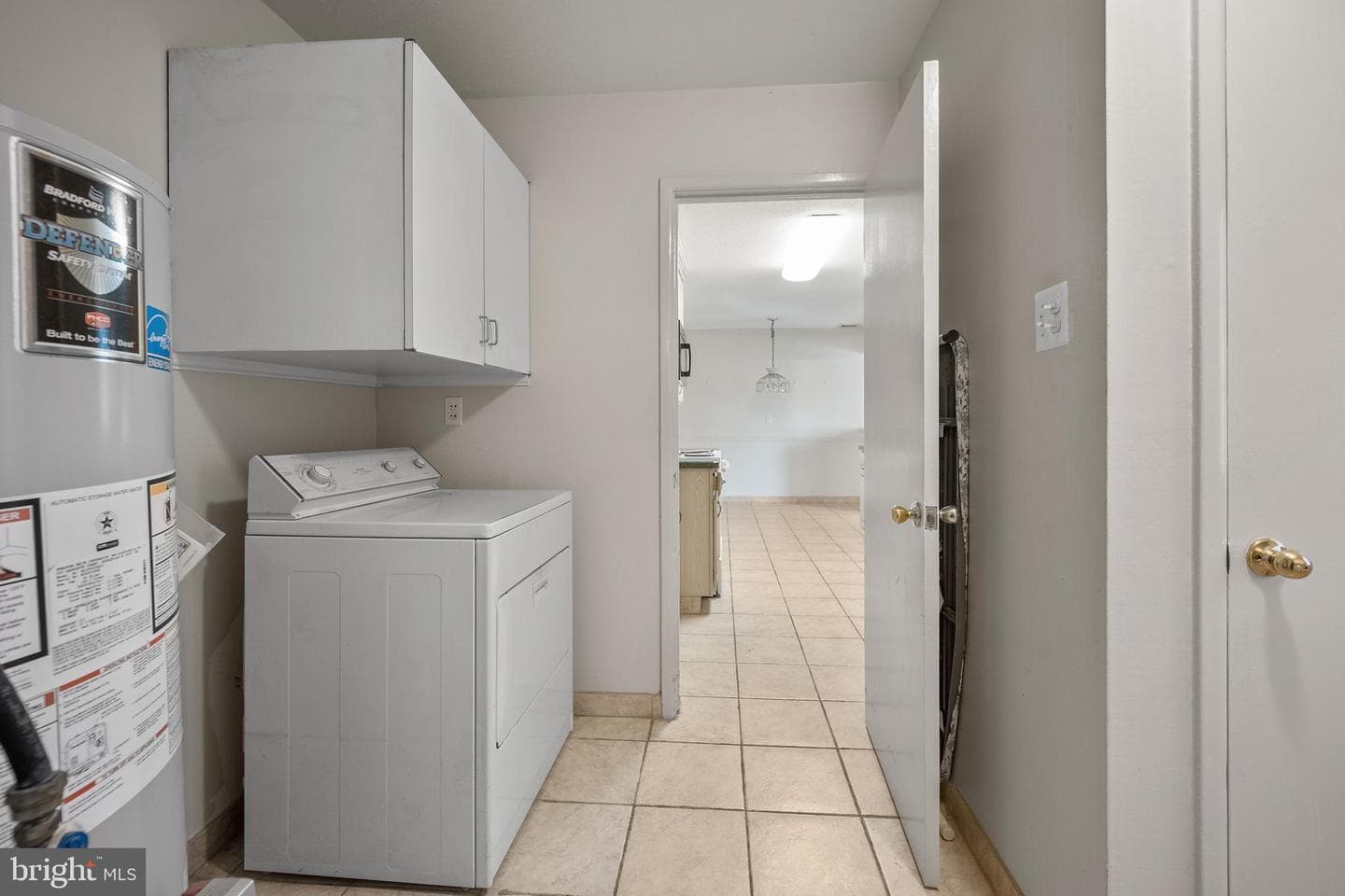 169 Marian Avenue photo 15