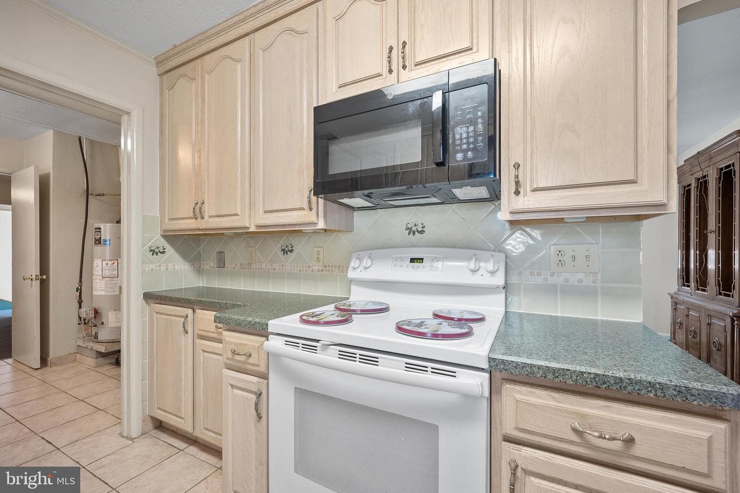 169 Marian Avenue photo 20