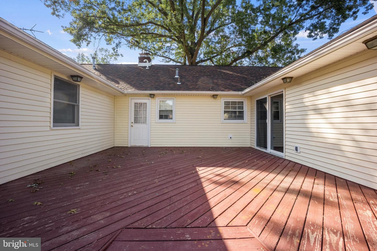 169 Marian Avenue photo 30