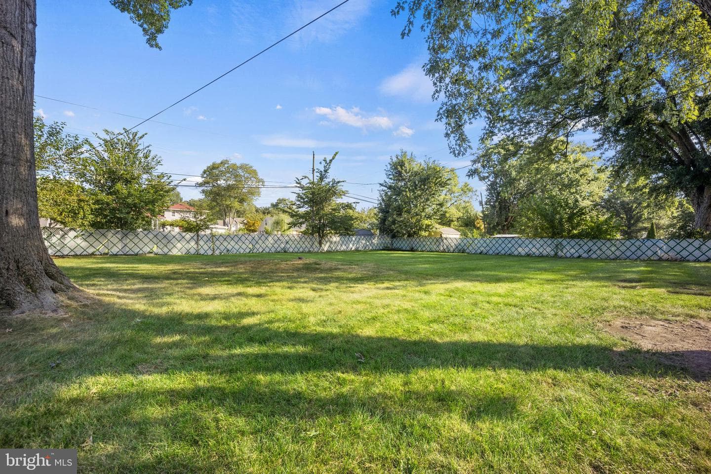 169 Marian Avenue photo 33