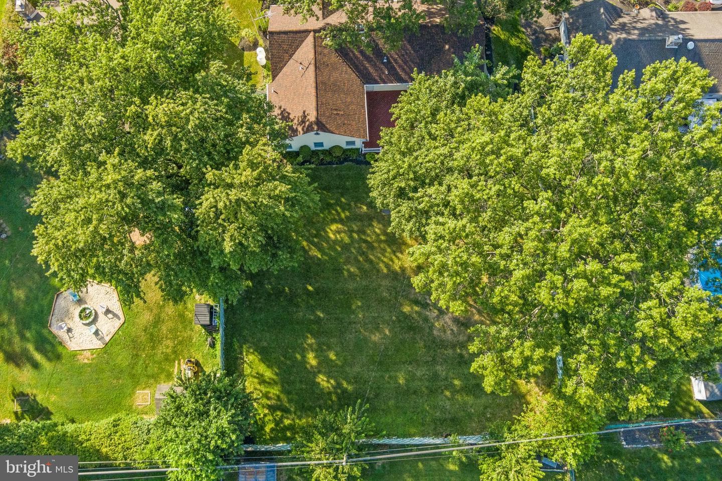 169 Marian Avenue photo 40