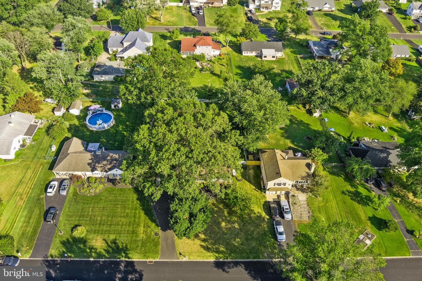 169 Marian Avenue photo 45