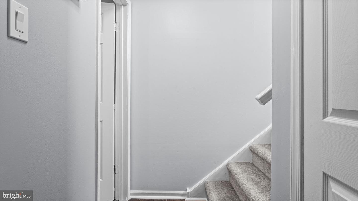 21 Eaton Court photo 19
