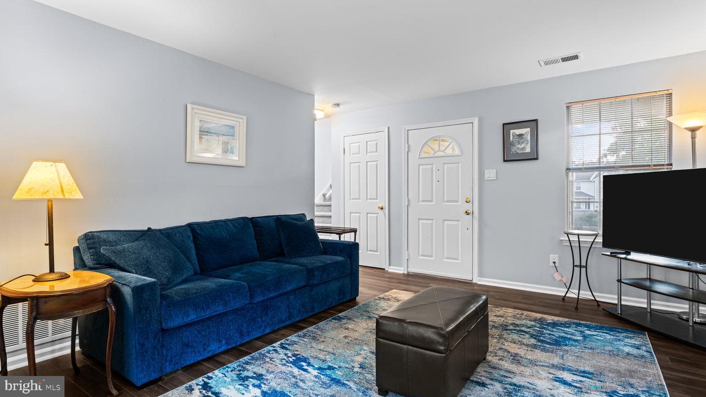 21 Eaton Court photo 22