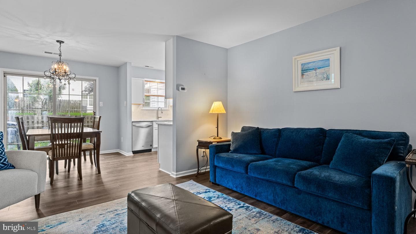 21 Eaton Court photo 23