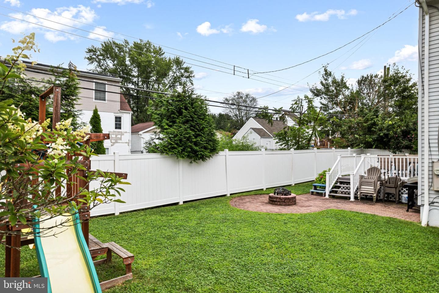 251 Rosewood Avenue photo 22
