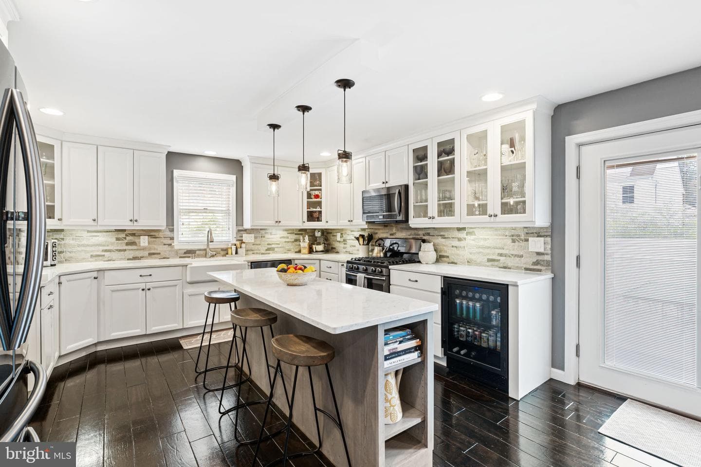 251 Rosewood Avenue photo 4
