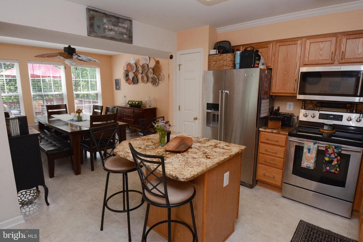 615 Village Court photo 18
