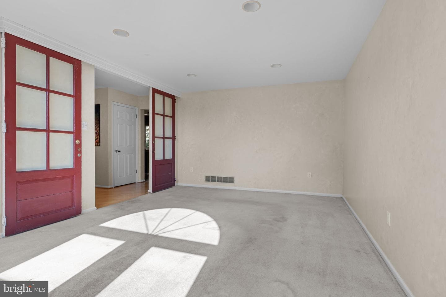 6 Springwood Place photo 7