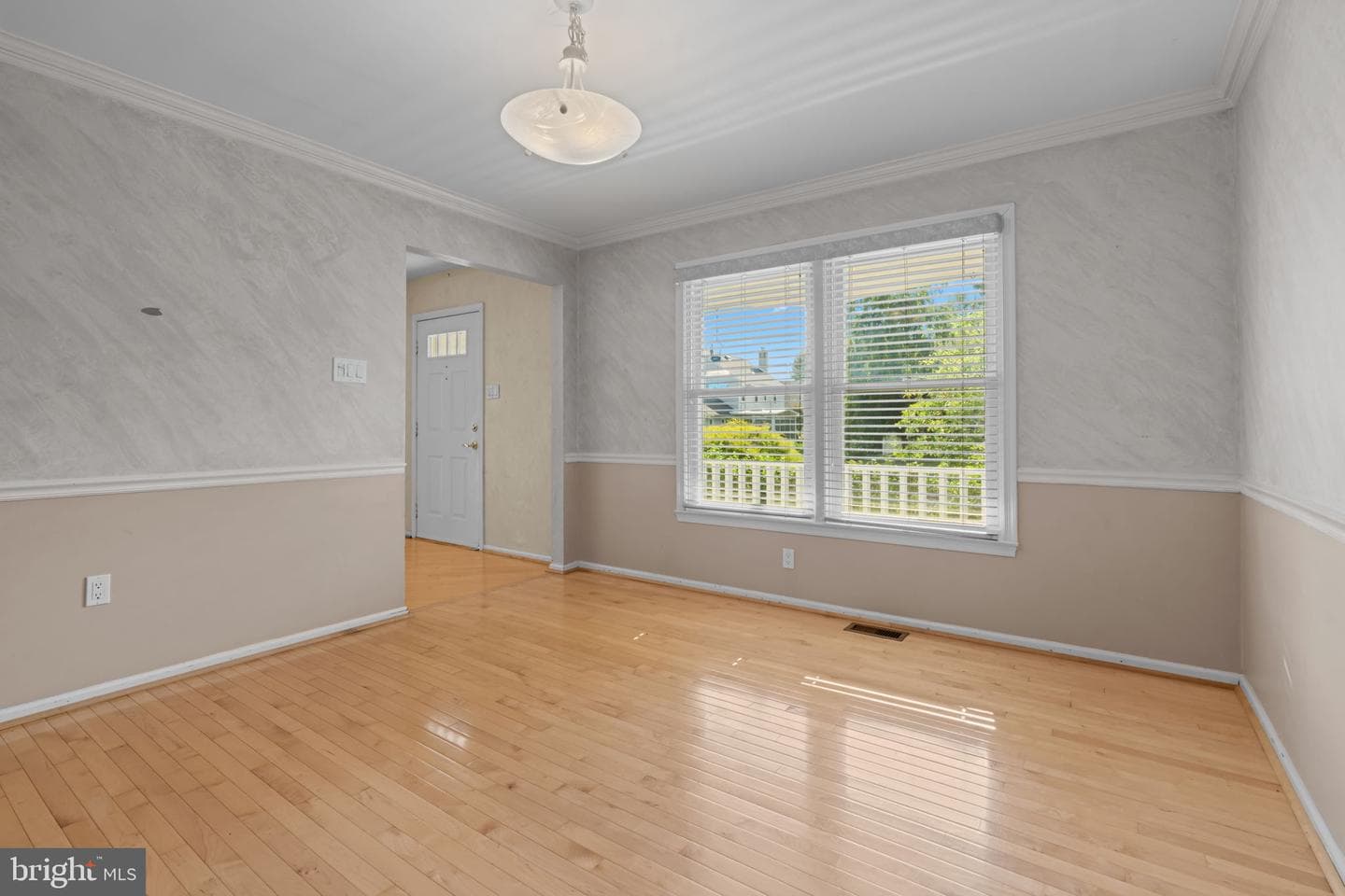 6 Springwood Place photo 8