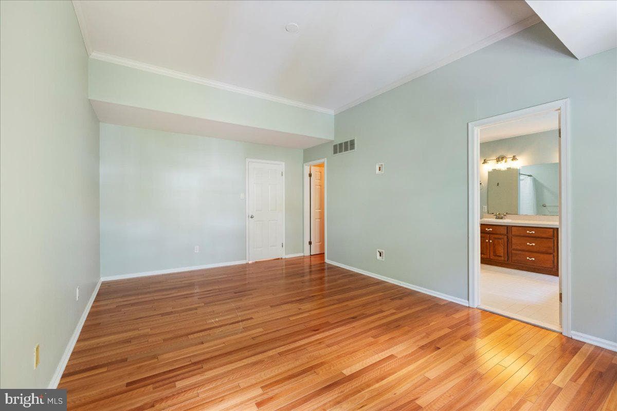 51 Sutphin Pines photo 13