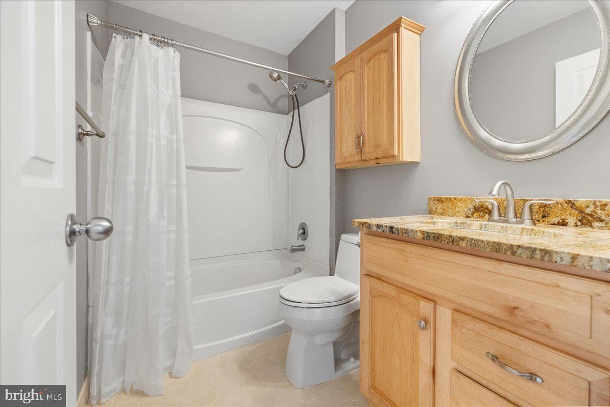 51 Sutphin Pines photo 20