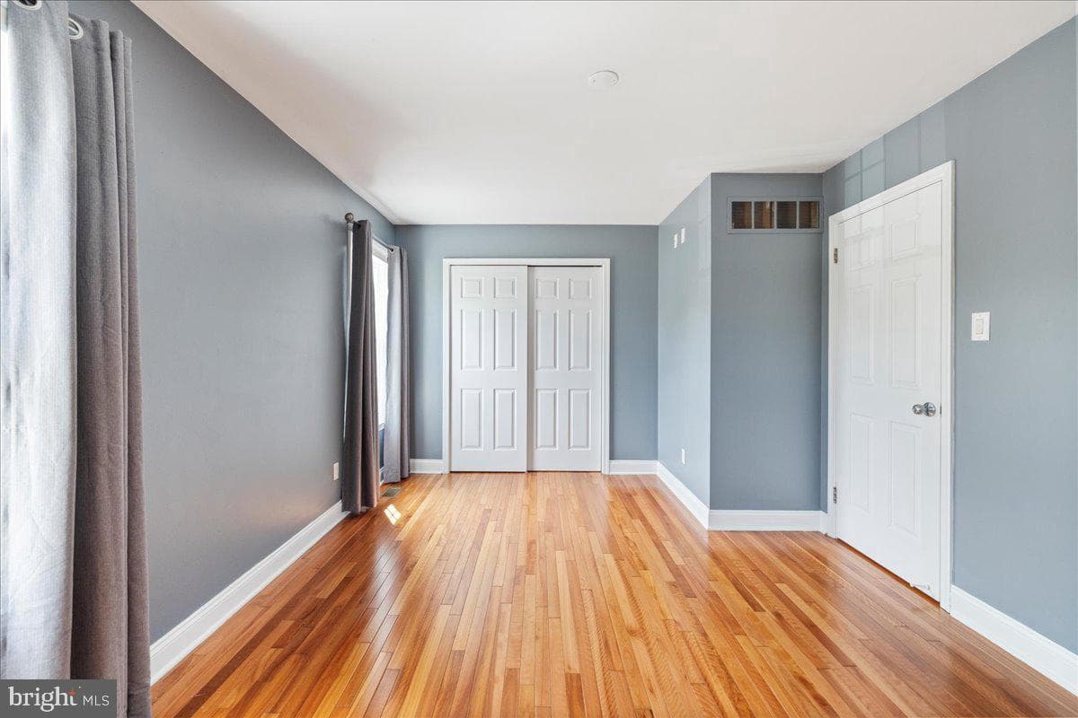 51 Sutphin Pines photo 23