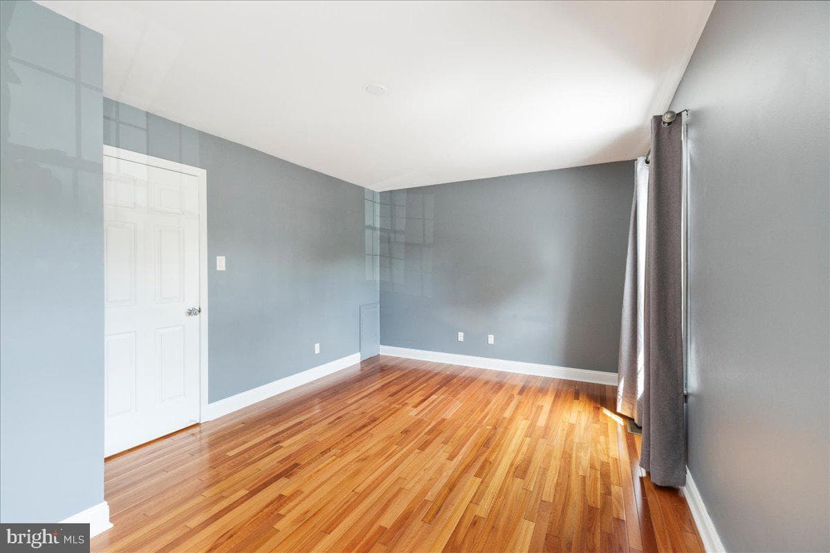 51 Sutphin Pines photo 24