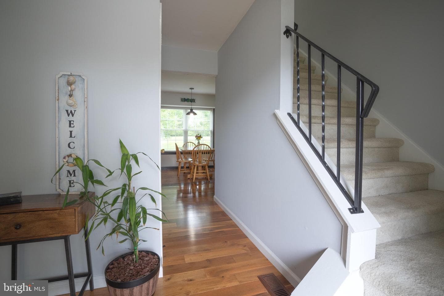 444 Dorchester Lane photo 8